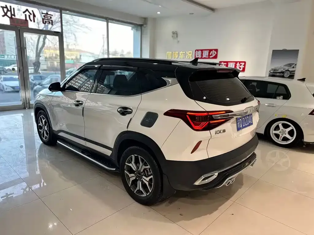 Kia KX3 2021 из CN, фото 4