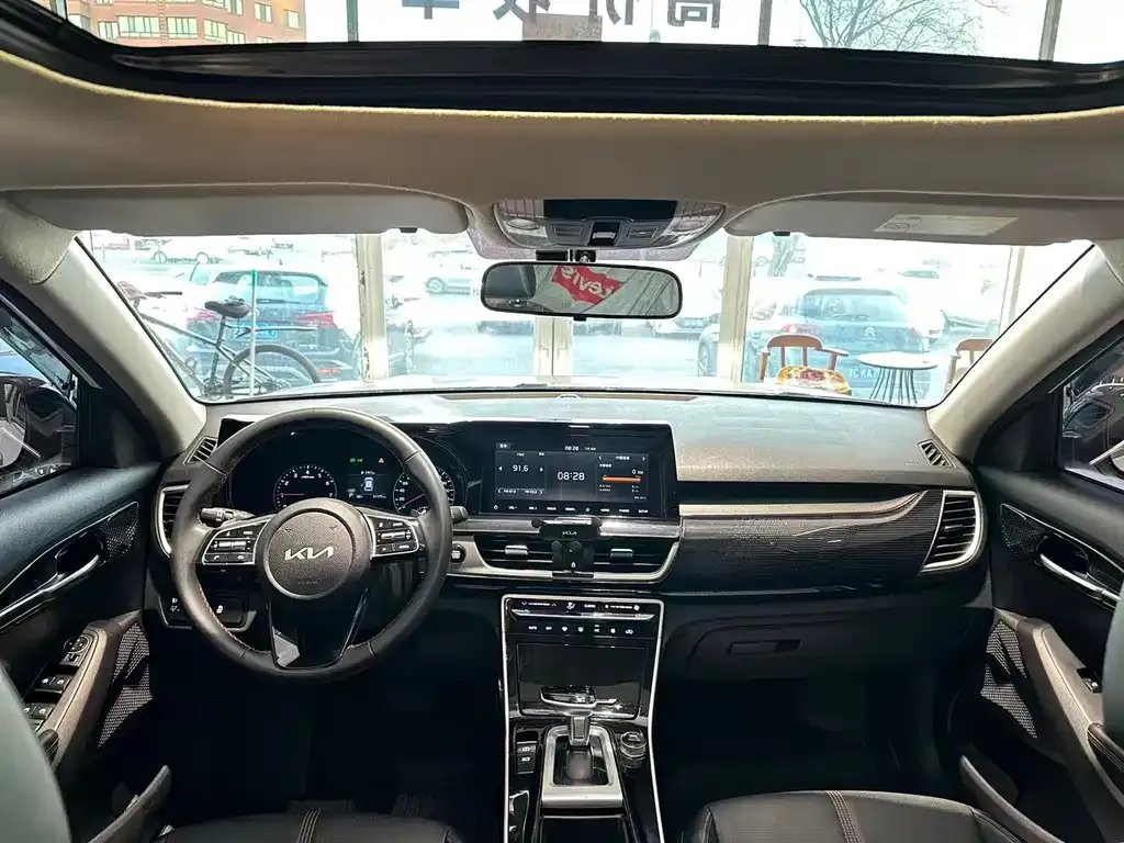 Kia KX3 2021 из CN, фото 9