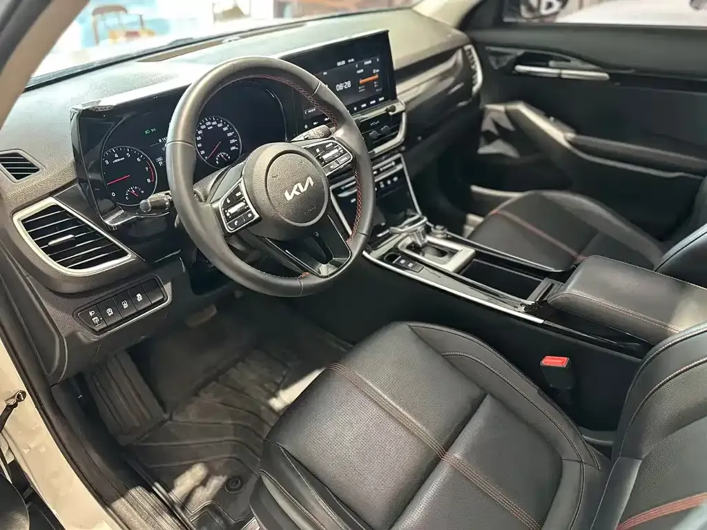 Kia KX3 2021 из CN, фото 6