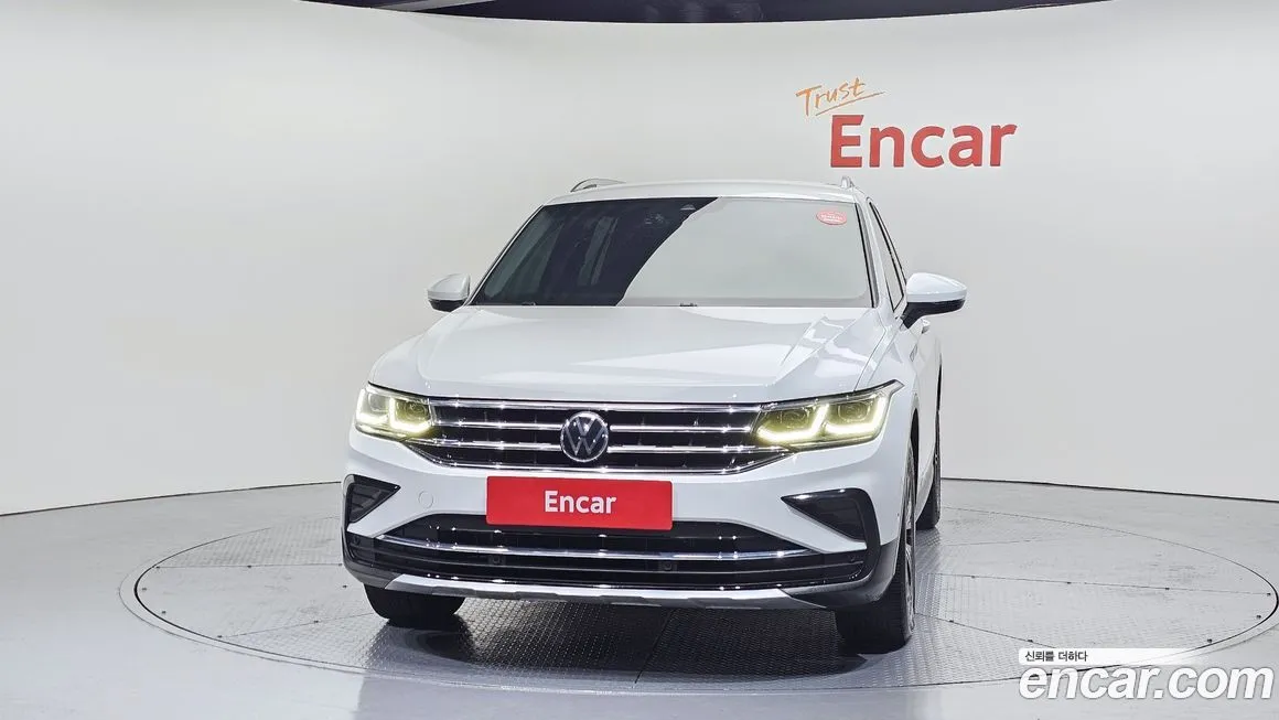 Volkswagen Tiguan 2021 из KR, фото 3