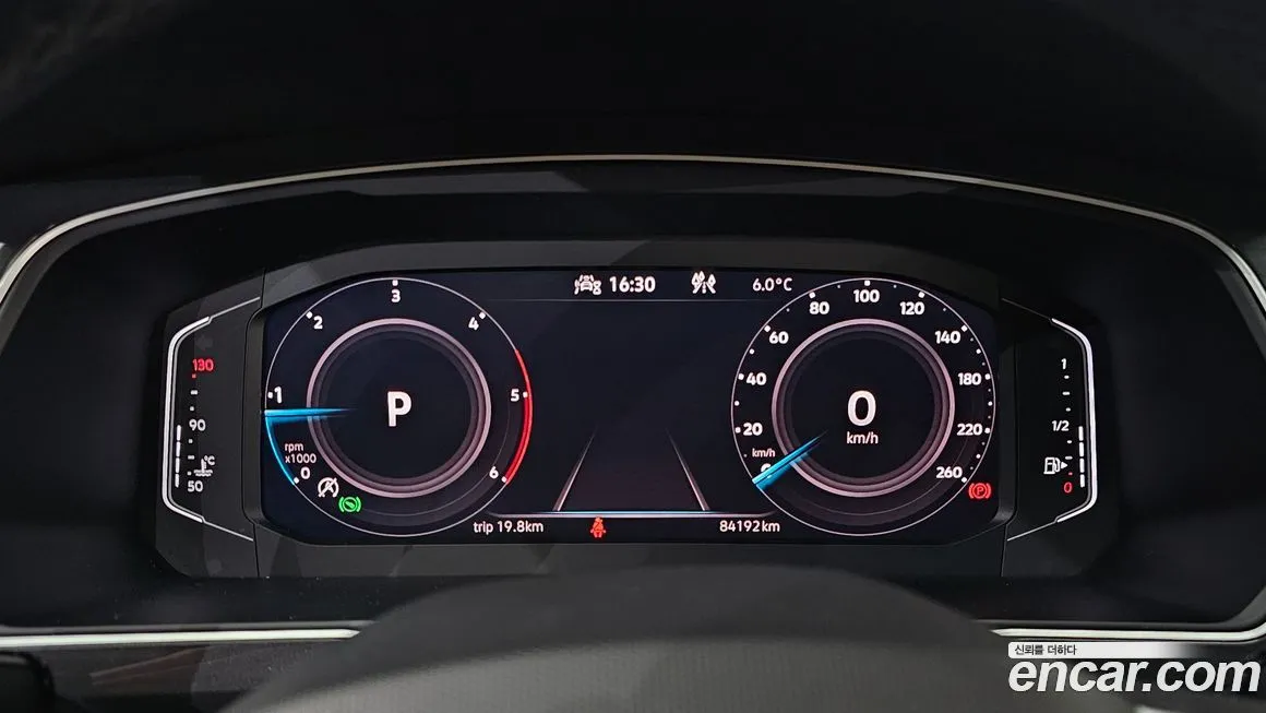 Volkswagen Tiguan 2021 из KR, фото 9