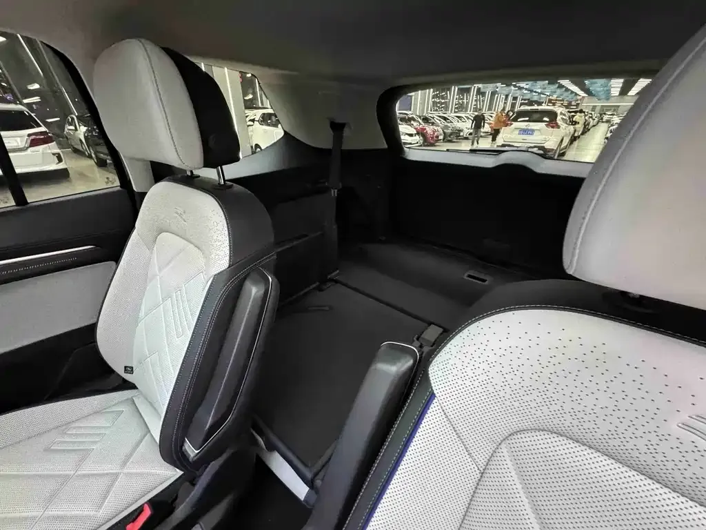Volkswagen Talagon 2025 из CN, фото 8