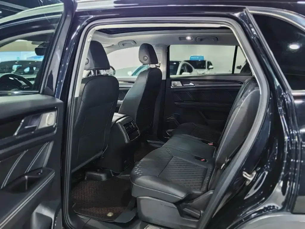 Volkswagen Teramont 2021 из CN, фото 7