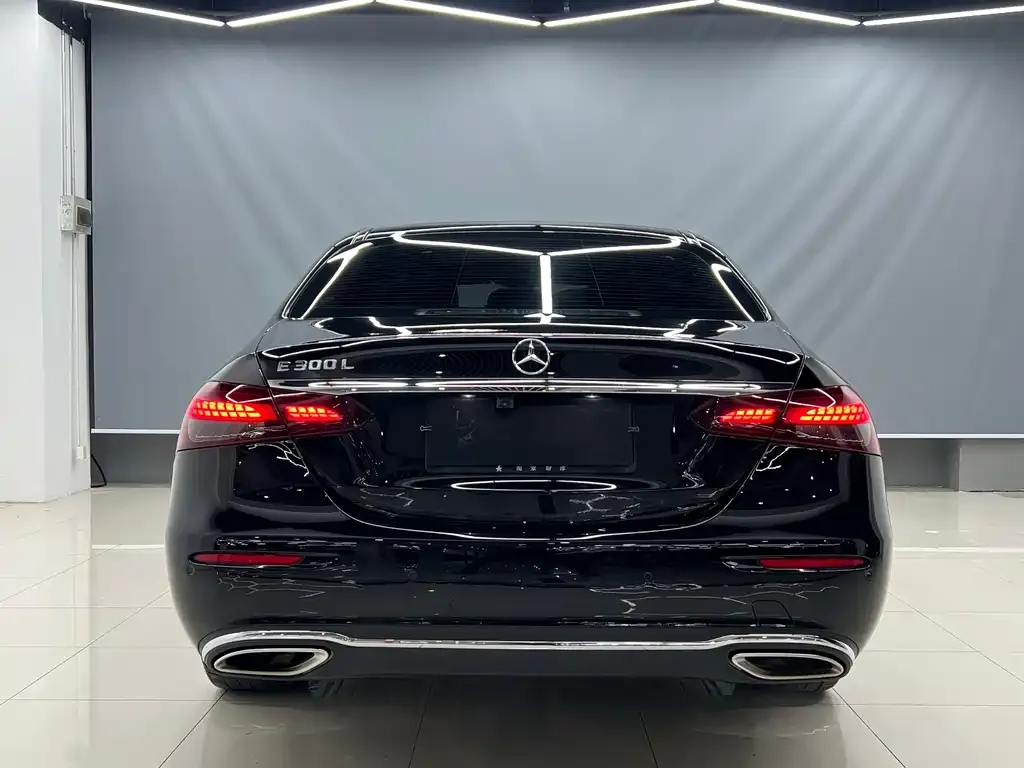 Mercedes-Benz E-Class 2021 из CN, фото 3
