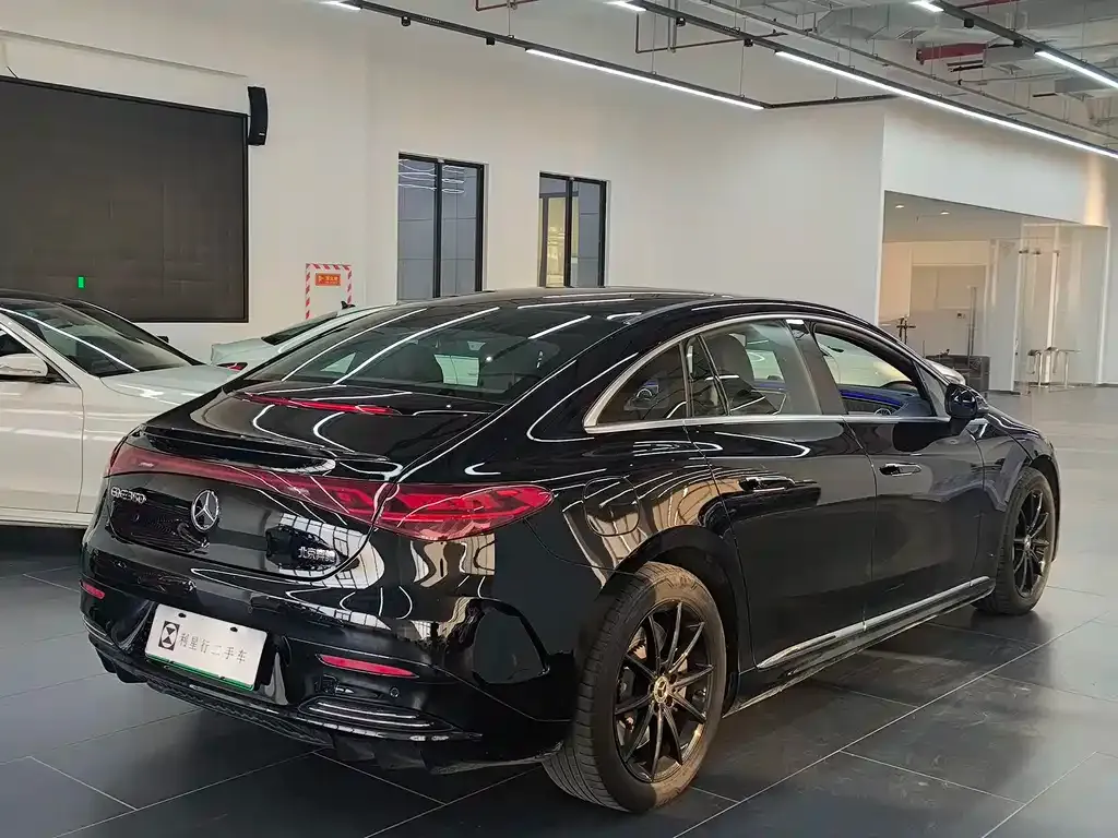 Mercedes-Benz EQE 2023 из CN, фото 10