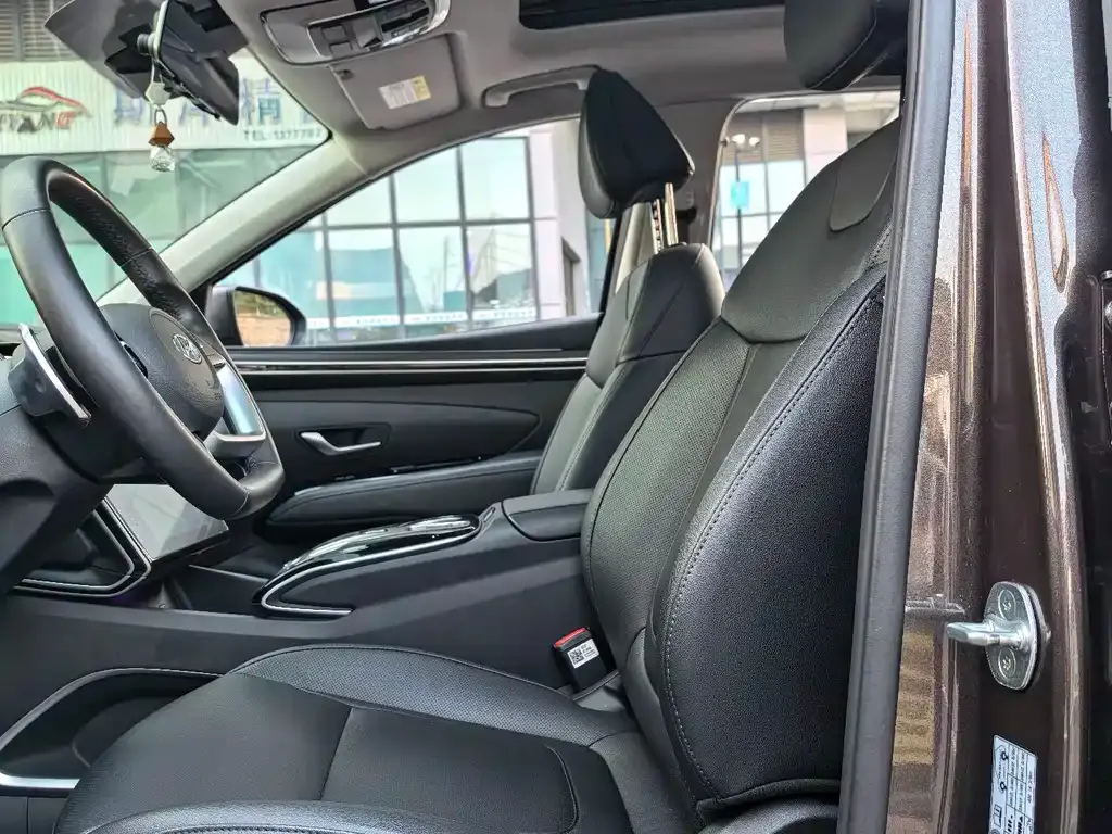Hyundai Tucson 2023 из CN, фото 7