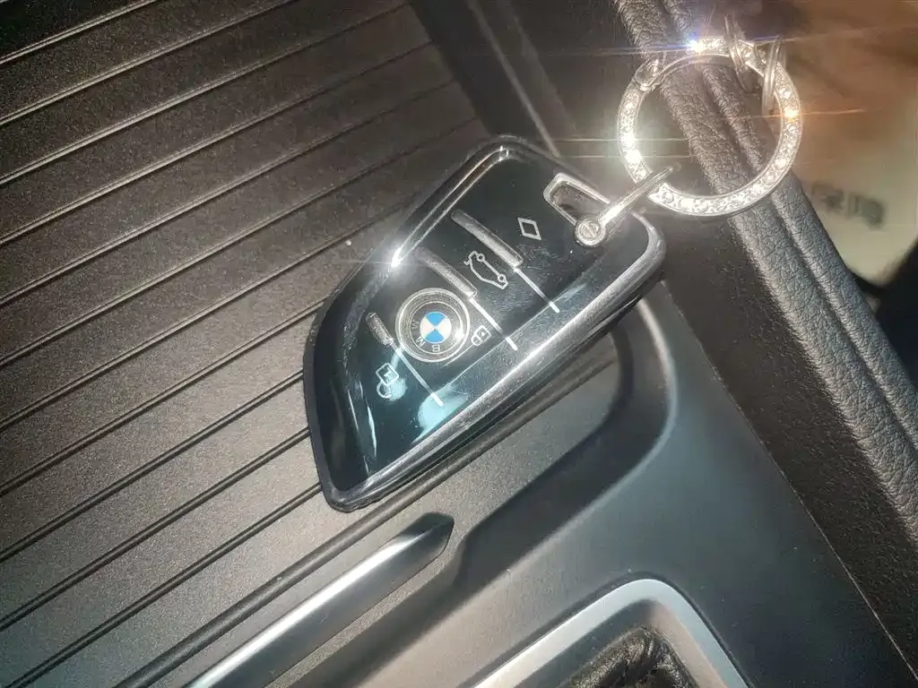 BMW 1 Series 2023 из CN, фото 9