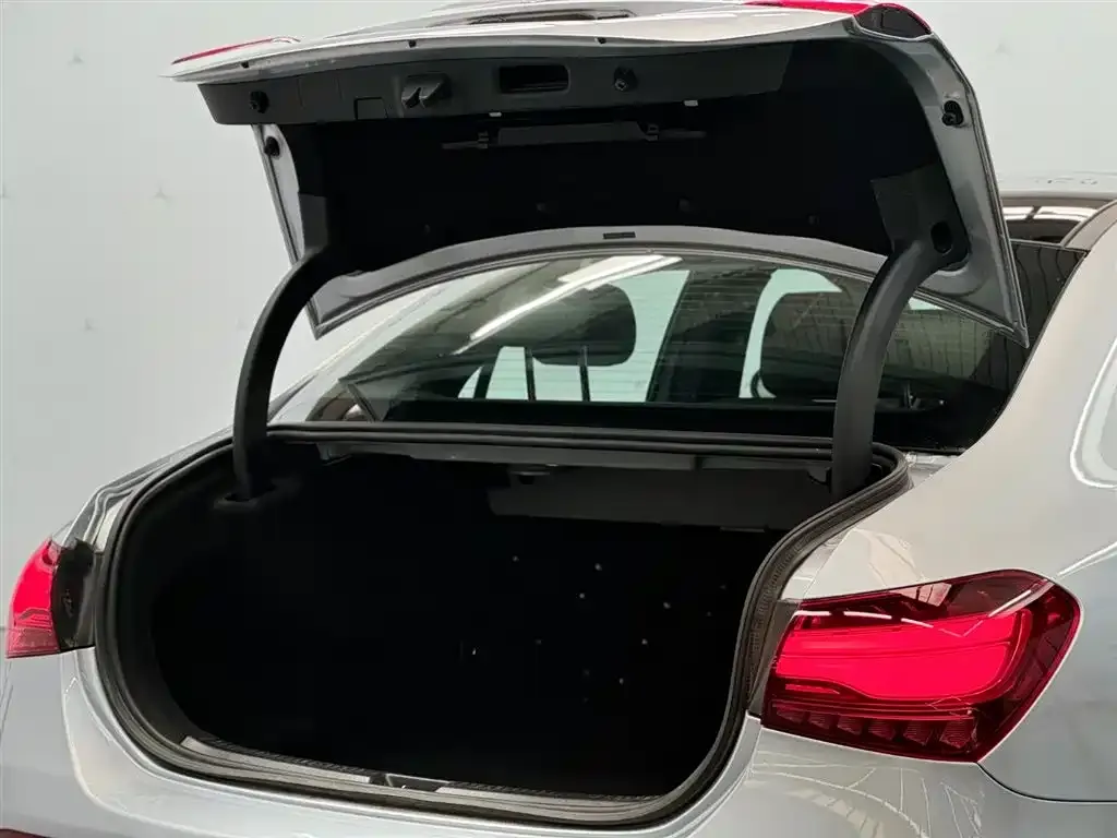 Mercedes-Benz A-Class 2023 из CN, фото 3