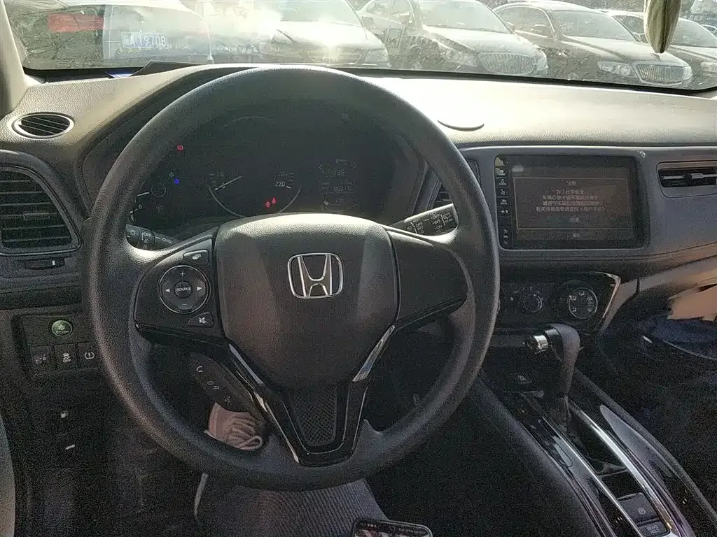Honda Vezel 2022 из CN, фото 8