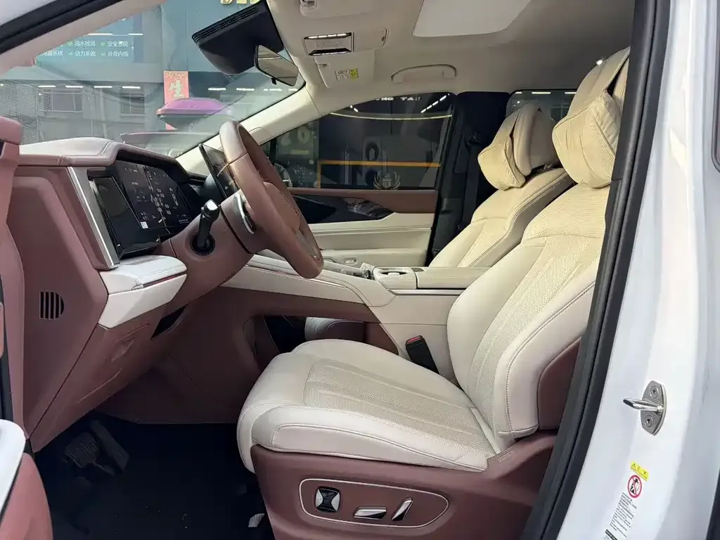 BYD Xia 2025 из CN, фото 6