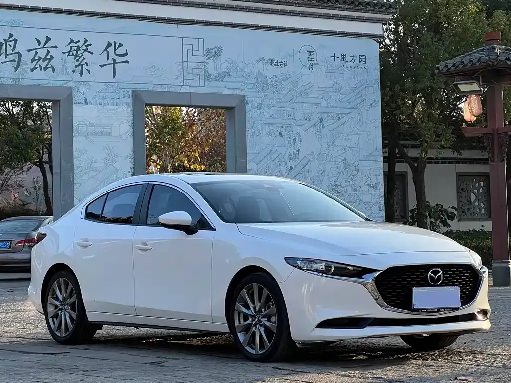 Mazda 3 Axela 2022 из CN, фото 3