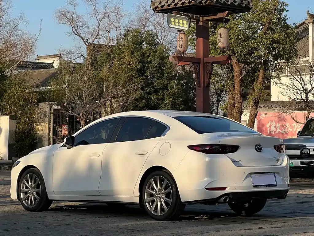 Mazda 3 Axela 2022 из CN, фото 6