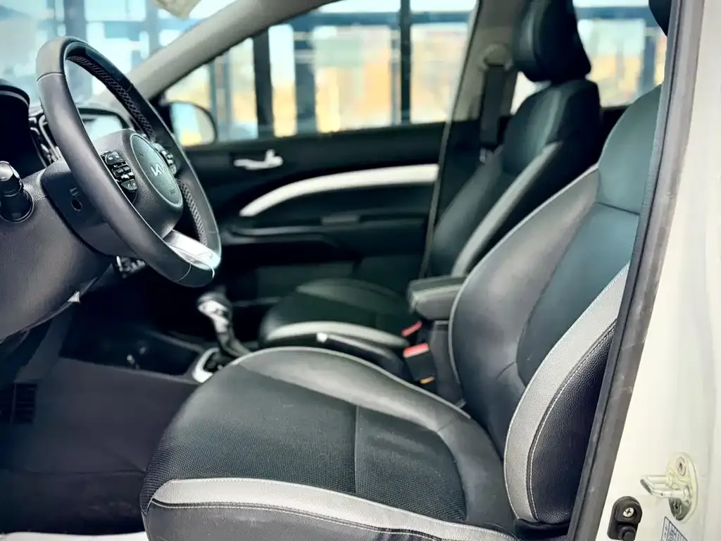 Kia KX1 2023 из CN, фото 9