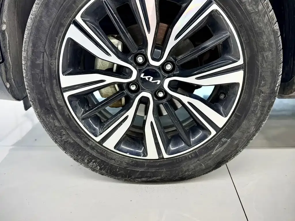 Kia KX1 2023 из CN, фото 8