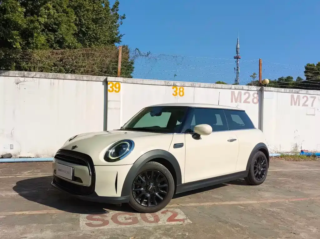 MINI Cooper (3-door) 2022 из CN, фото 1
