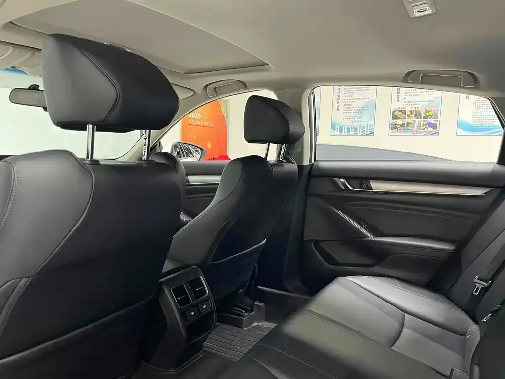 Honda Accord 2021 из CN, фото 3