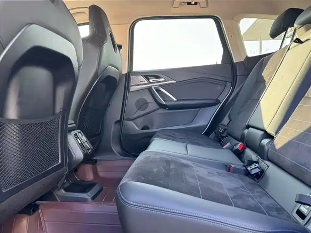 BMW X1 2023 из CN, фото 3