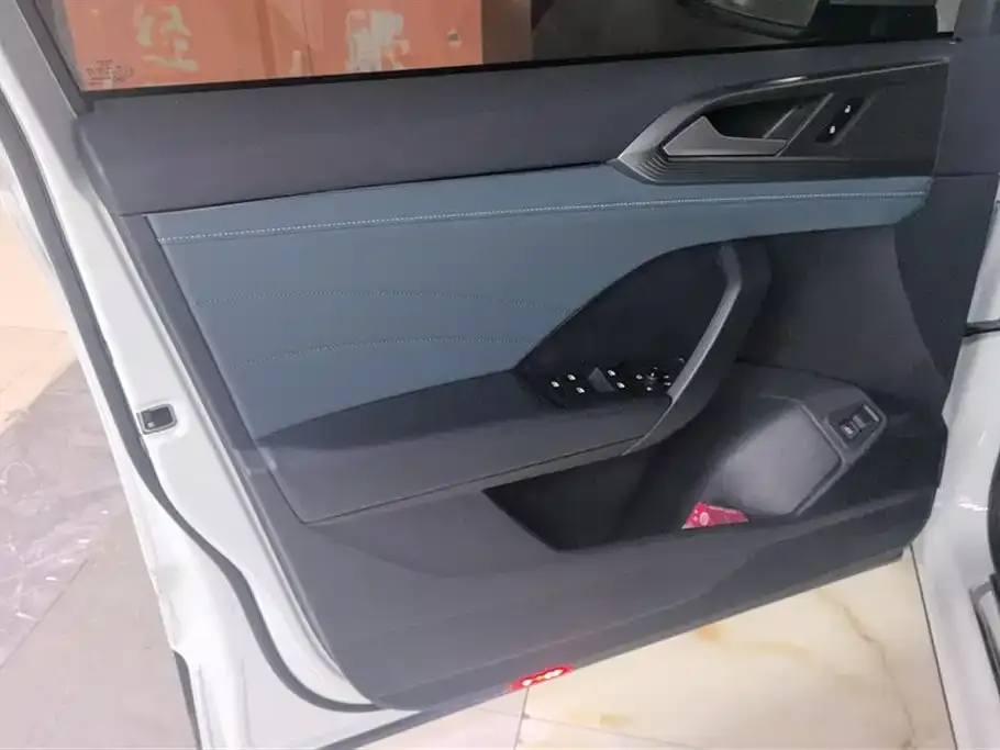 Volkswagen Tharu 2023 из CN, фото 7