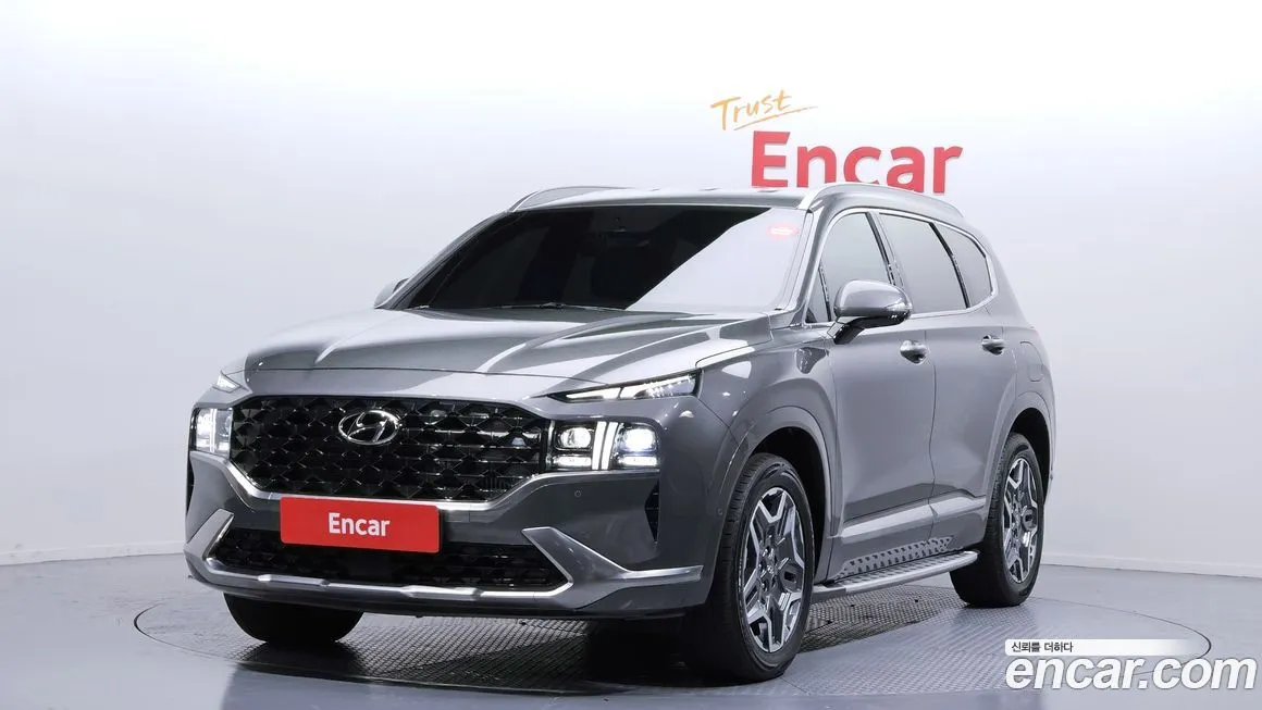 Hyundai Santafe — фото 1