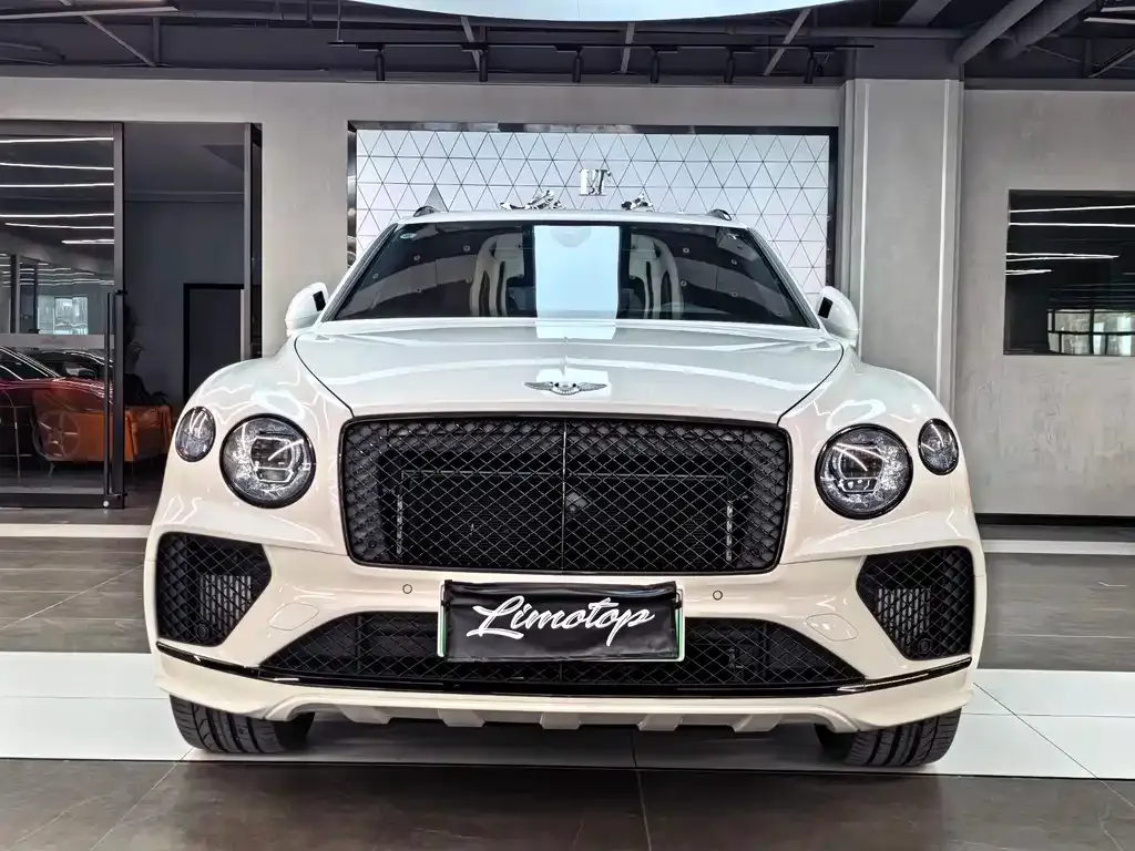 Bentley Bentayga PHEV — фото 5
