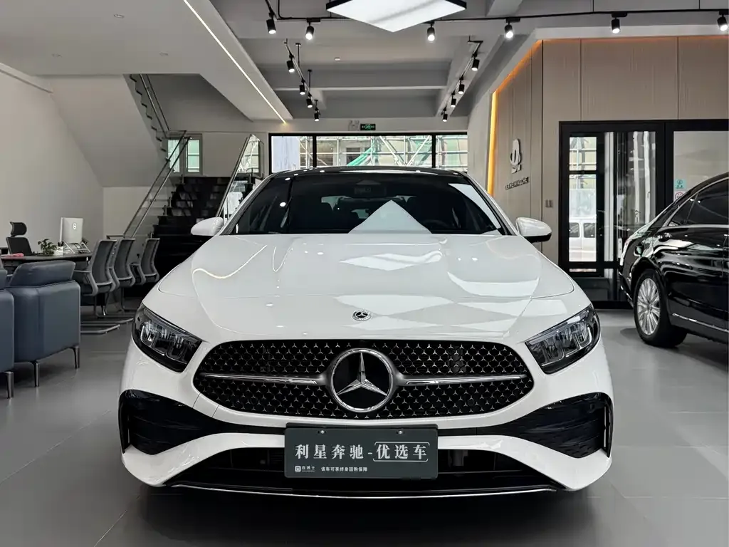 Mercedes-Benz A-Class 2024 из CN, фото 5