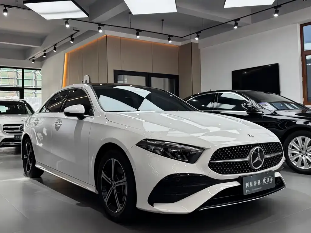 Mercedes-Benz A-Class 2024 из CN, фото 10