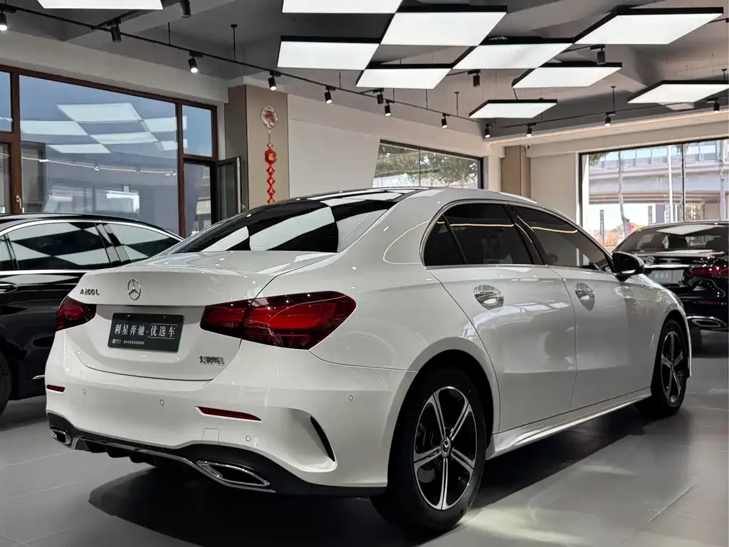 Mercedes-Benz A-Class 2024 из CN, фото 4