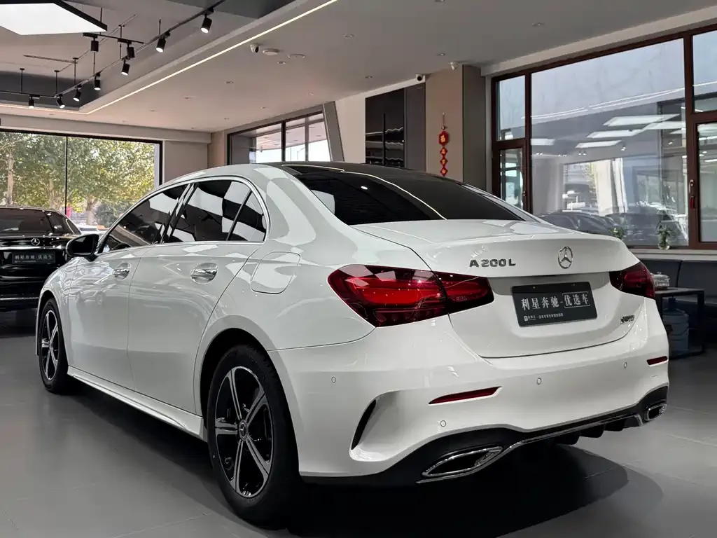 Mercedes-Benz A-Class 2024 из CN, фото 2