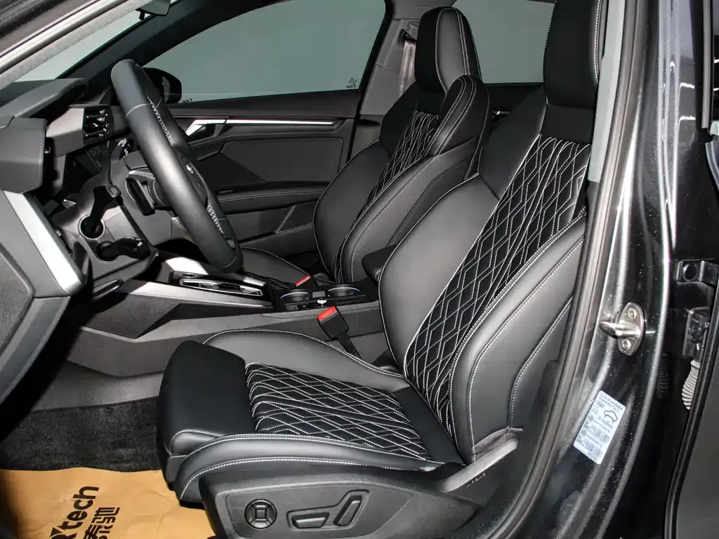 Audi A3 2025 из CN, фото 8