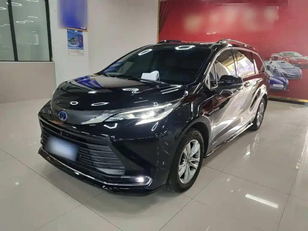 Toyota Sienna 2023 из CN, фото 6