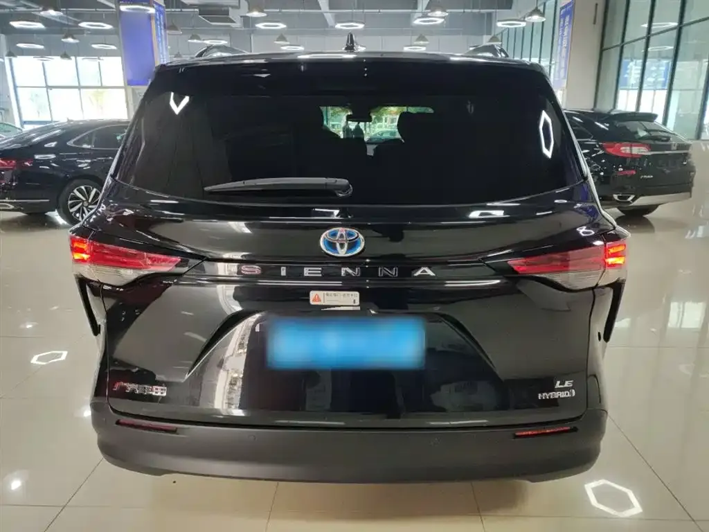 Toyota Sienna 2023 из CN, фото 9