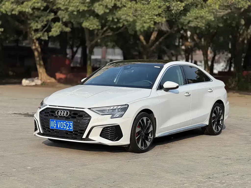Audi A3 2022 из CN, фото 1
