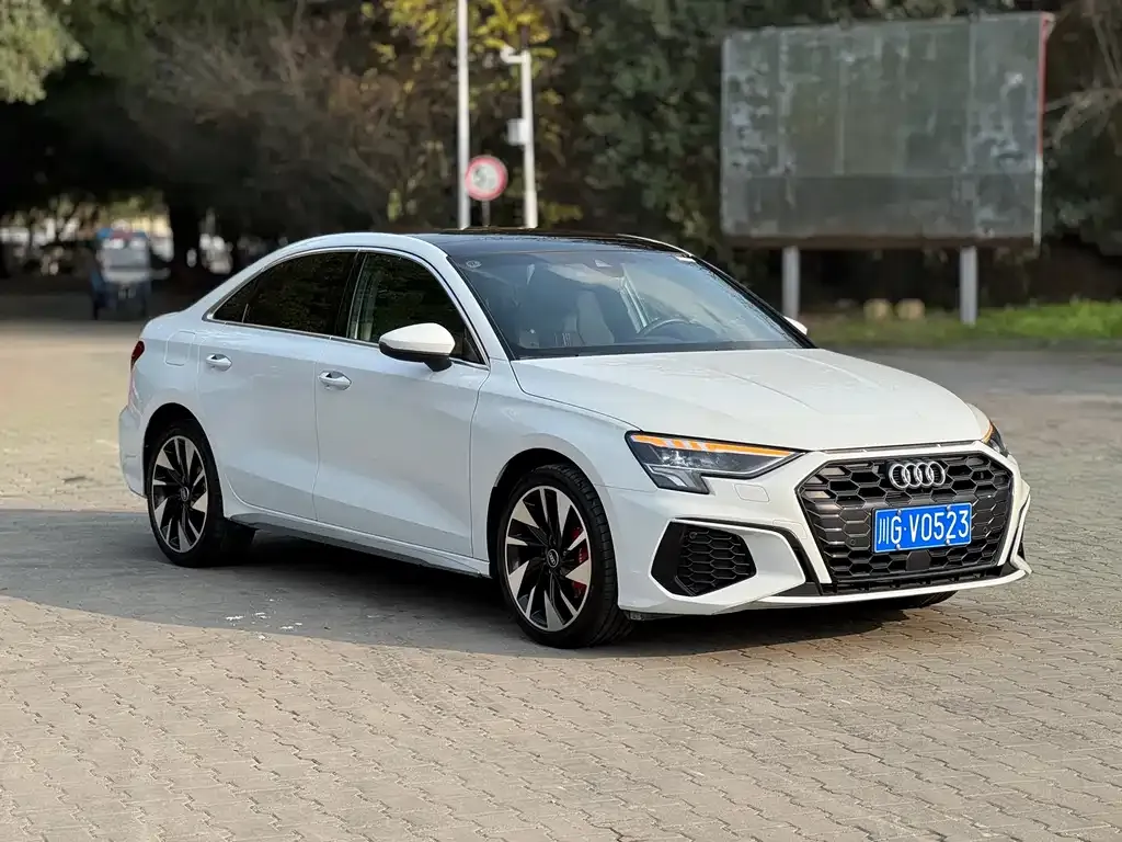 Audi A3 2022 из CN, фото 7