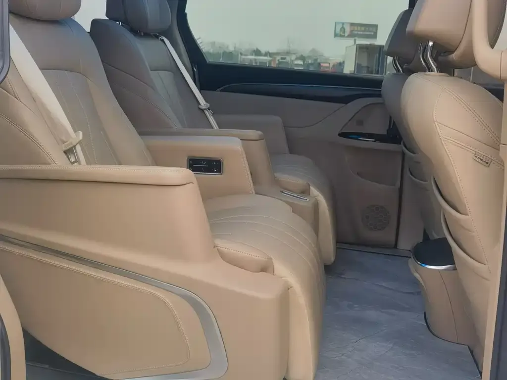 Buick GL8 Hybrid 2025 из CN, фото 3