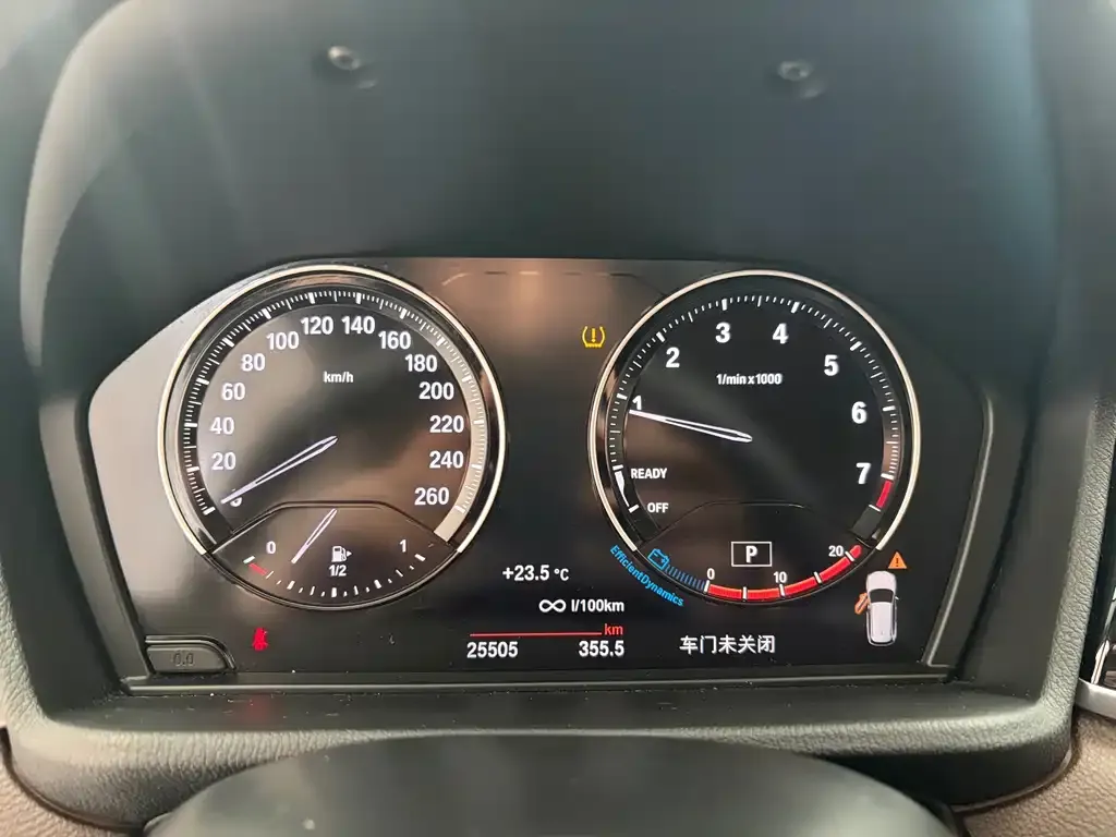 BMW X1 2022 из CN, фото 10
