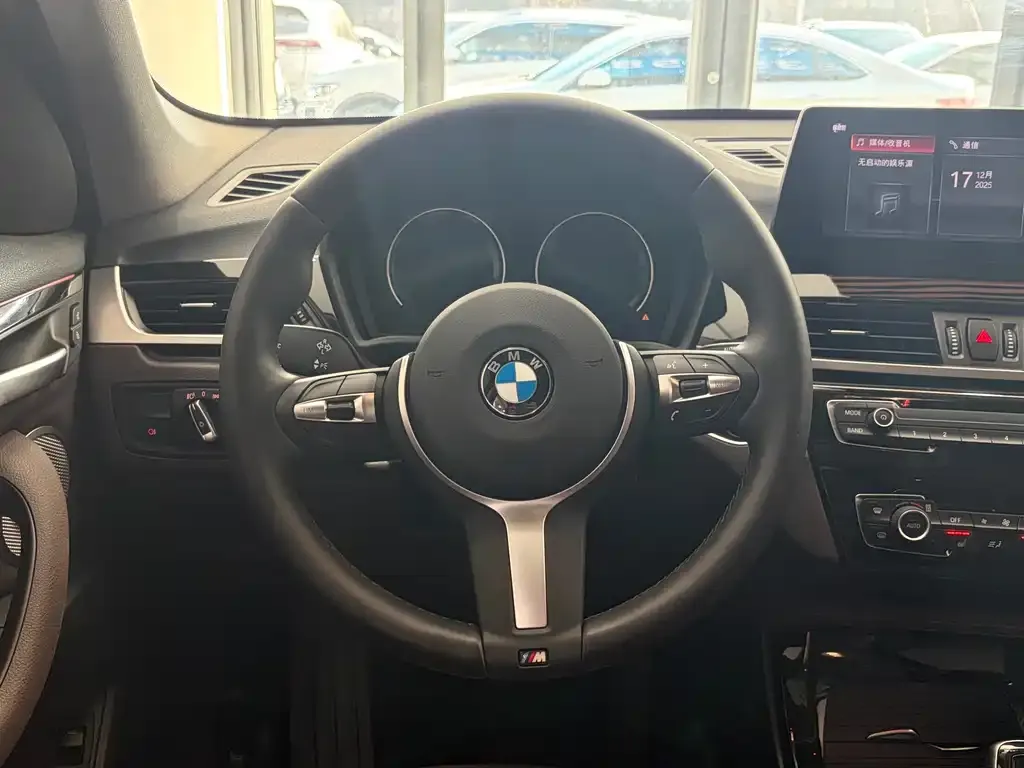 BMW X1 2022 из CN, фото 2