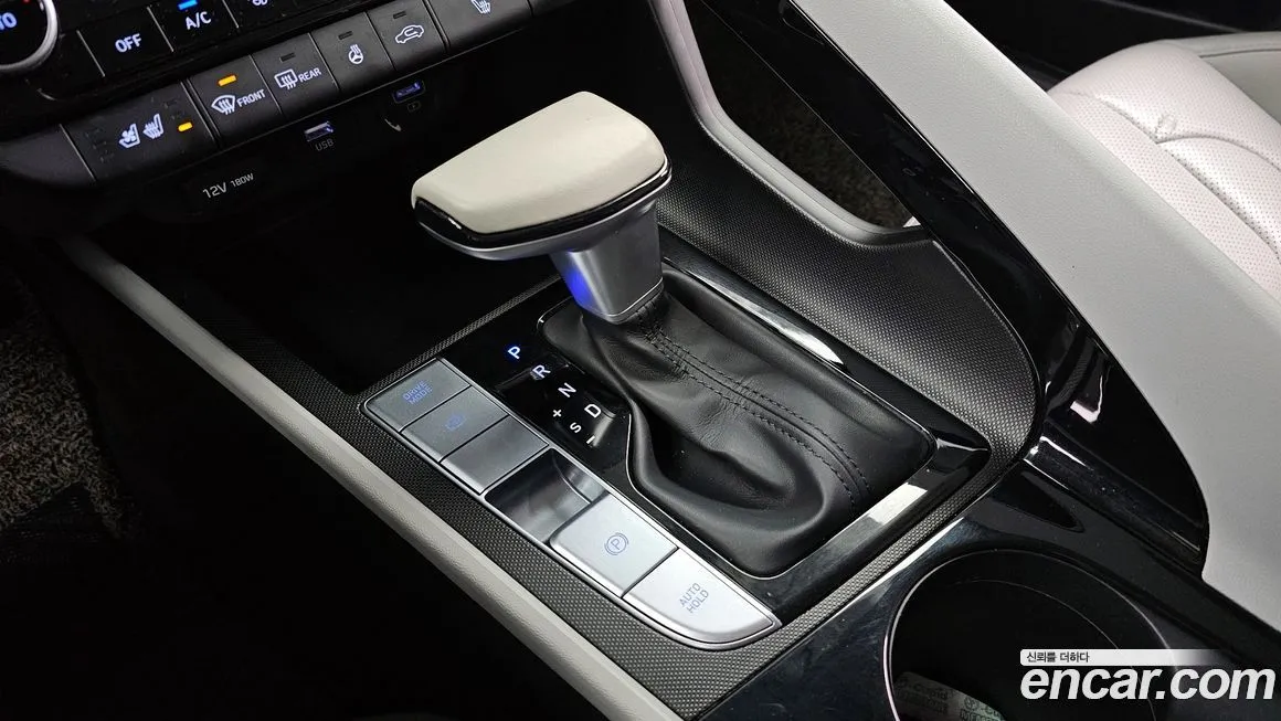 Hyundai AVANTE — фото 6