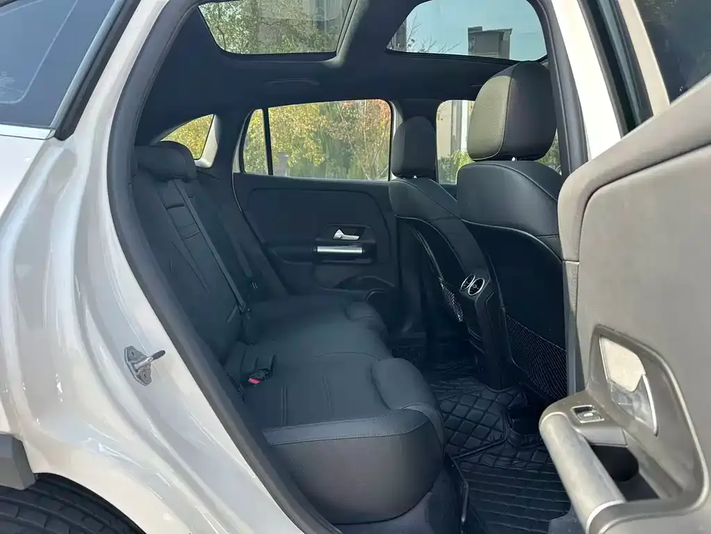 Mercedes-Benz GLA 2022 из CN, фото 2