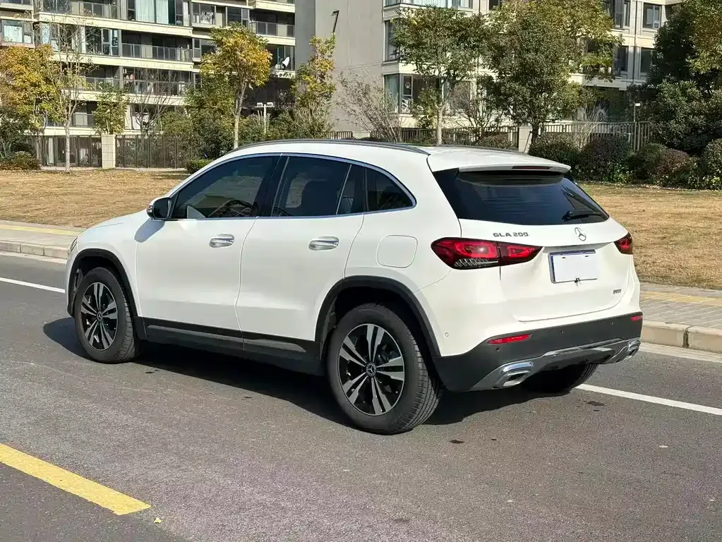 Mercedes-Benz GLA 2022 из CN, фото 10