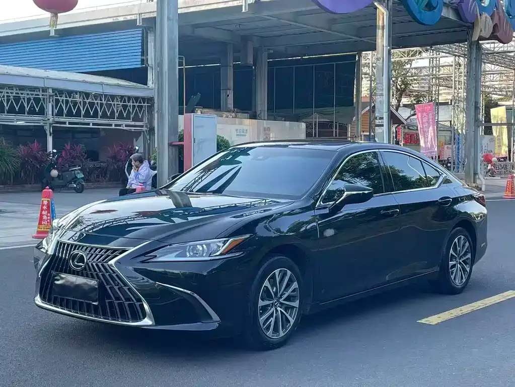 Lexus ES 2024 из CN, фото 1