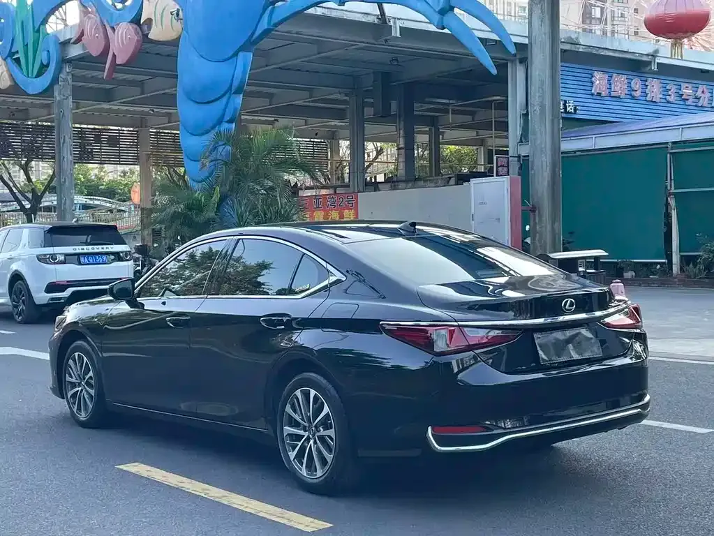 Lexus ES 2024 из CN, фото 9