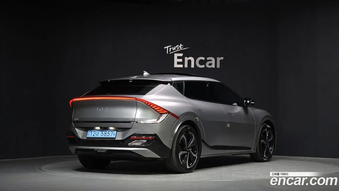 Kia EV6 — фото 4