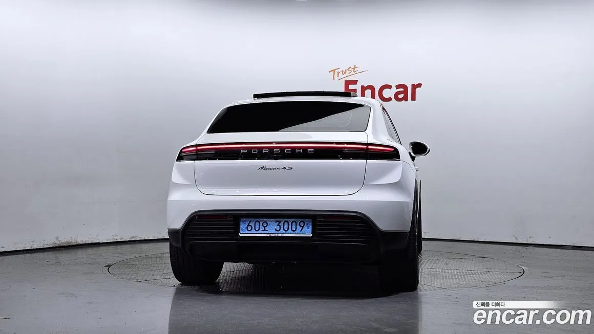 Porsche Macan — фото 4