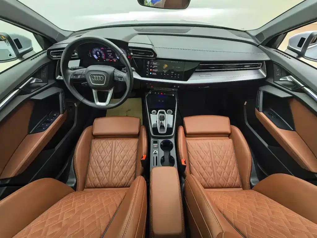 Audi A3 2024 из CN, фото 7