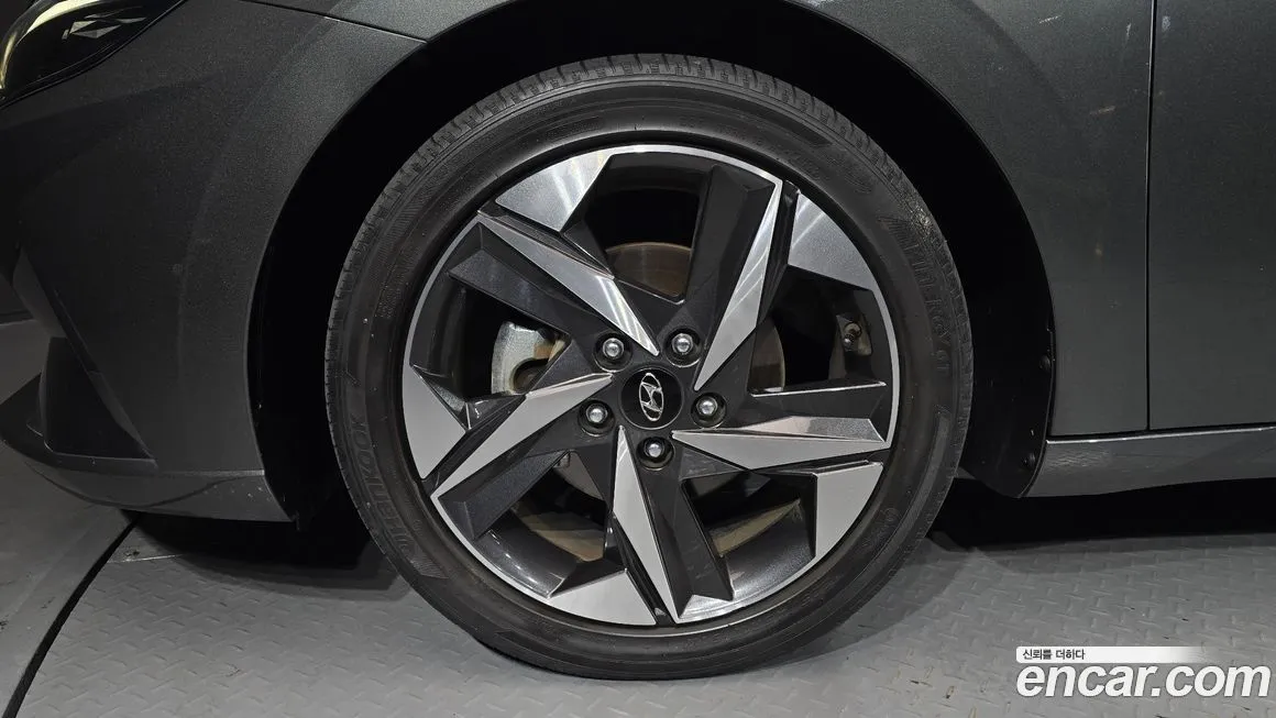 Hyundai AVANTE — фото 2