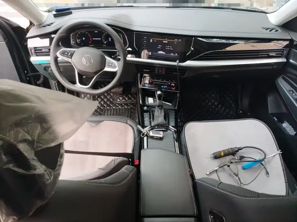 Volkswagen Passat 2024 из CN, фото 4