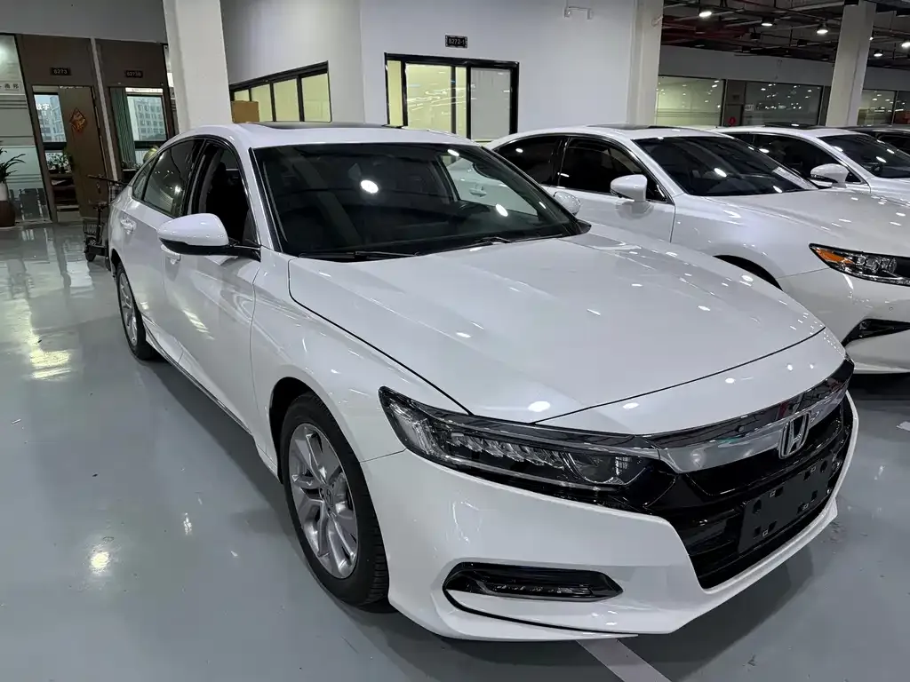 Honda Accord 2021 из CN, фото 2