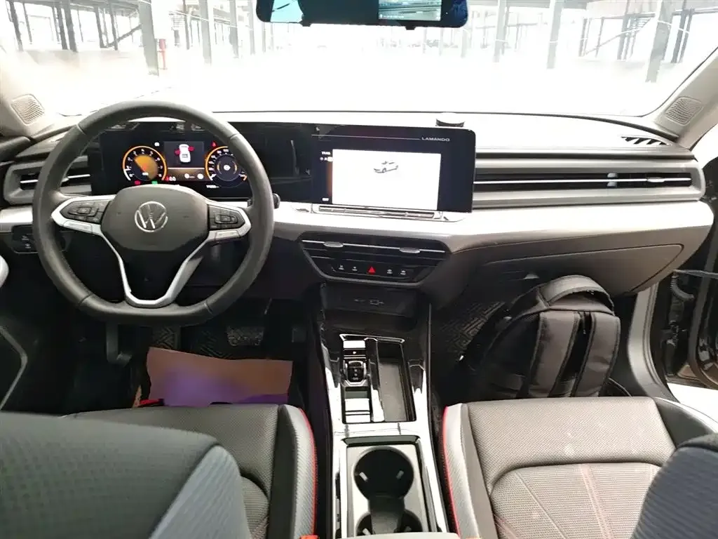 Volkswagen Lamando 2024 из CN, фото 2