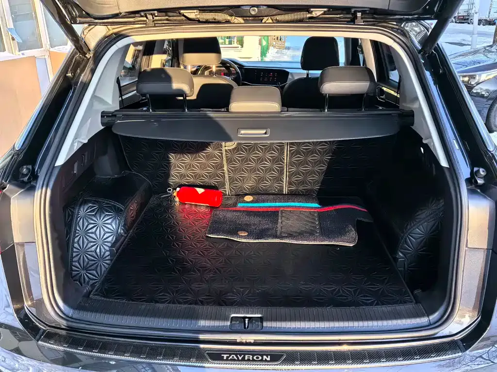 Volkswagen Tayron 2022 из CN, фото 4