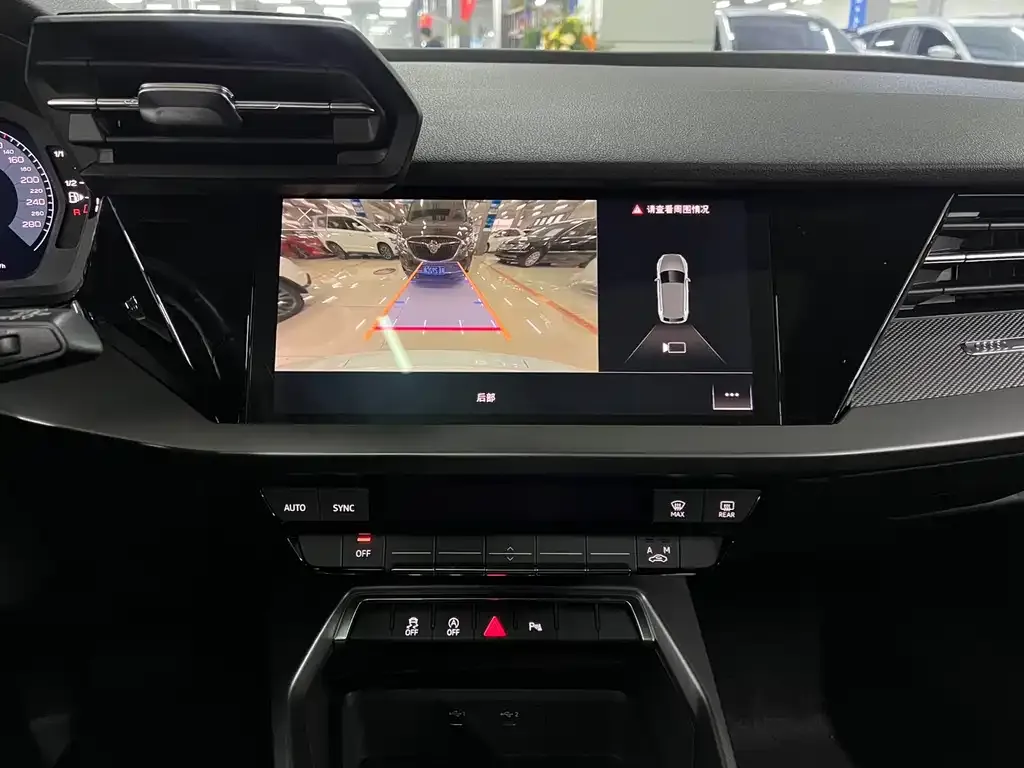 Audi A3 2023 из CN, фото 3
